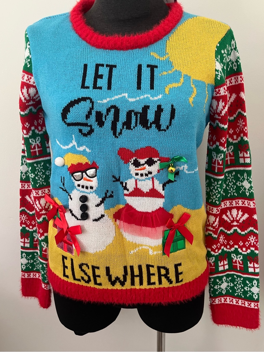 NWT Let It Snow Elsewhere Blue & Red Fun festive Holiday Sweater size large